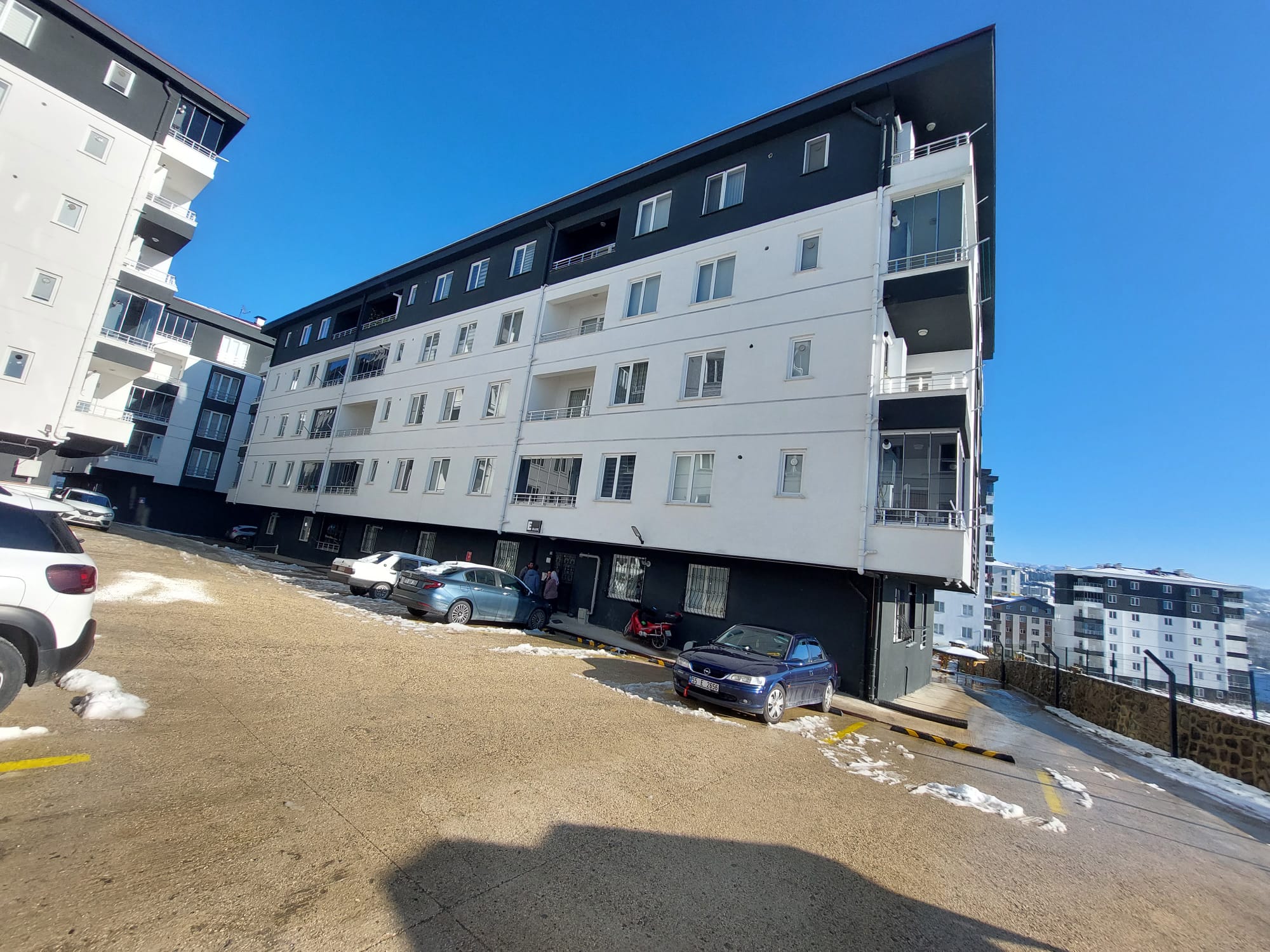 ŞAHİNCLİDE SATILIK 3+1 SEMİH BEY